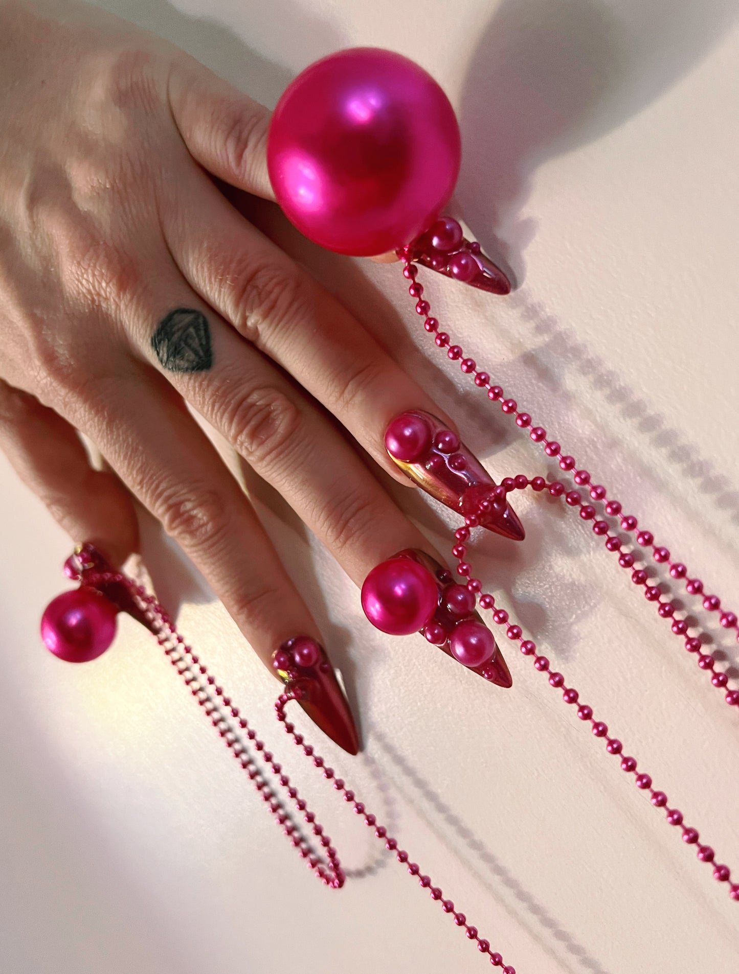 Bubble Babes Space Nail Set - Physical Press On Set